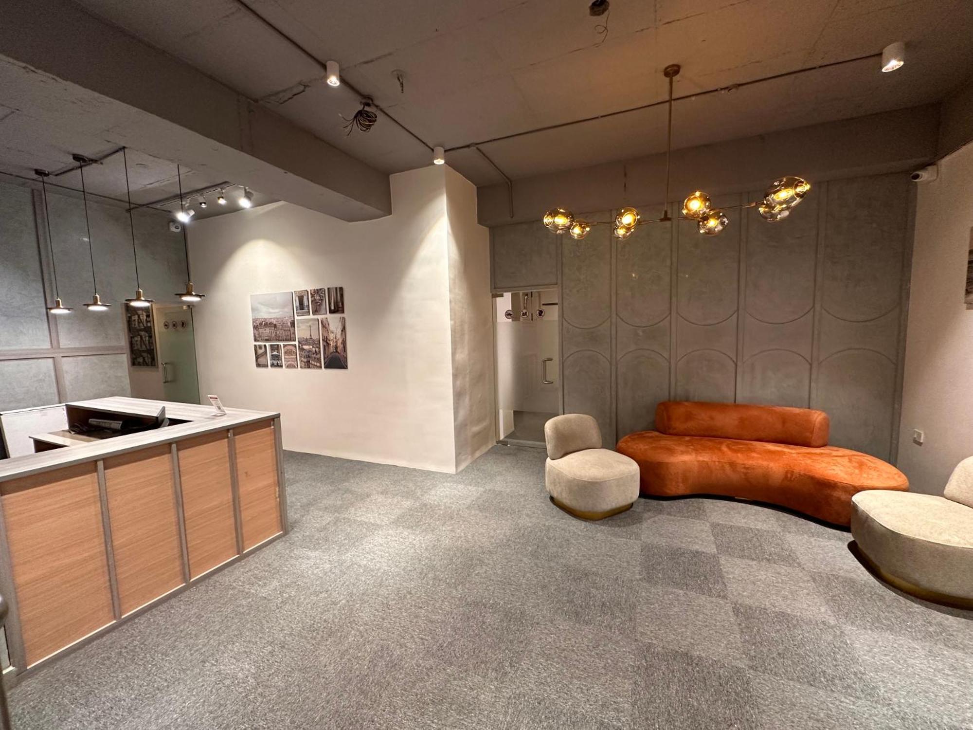 Blr Pods Hotel Bangalore Bagian luar foto