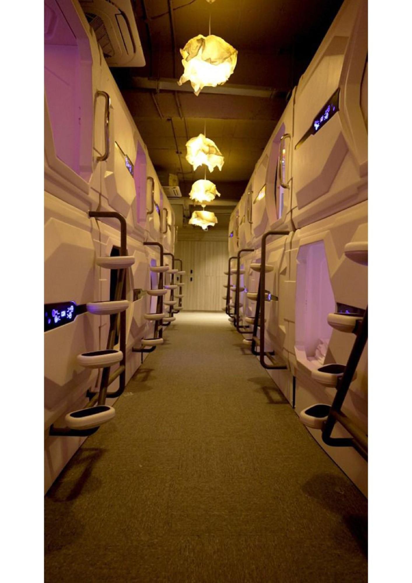 Blr Pods Hotel Bangalore Bagian luar foto